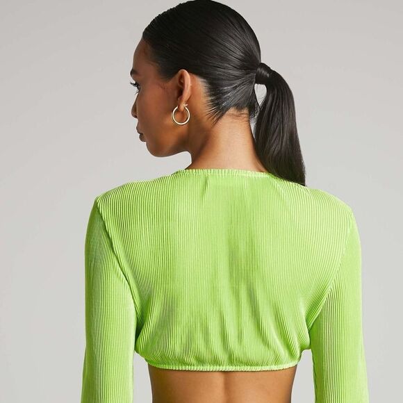 SHOWPO ELOWEN PLISSE LONG SLEEVE TIE FRONT‎ TOP IN LIME - Picture 2 of 7